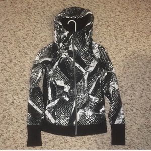 Lululemon black/white Scuba Hoodie Size 4